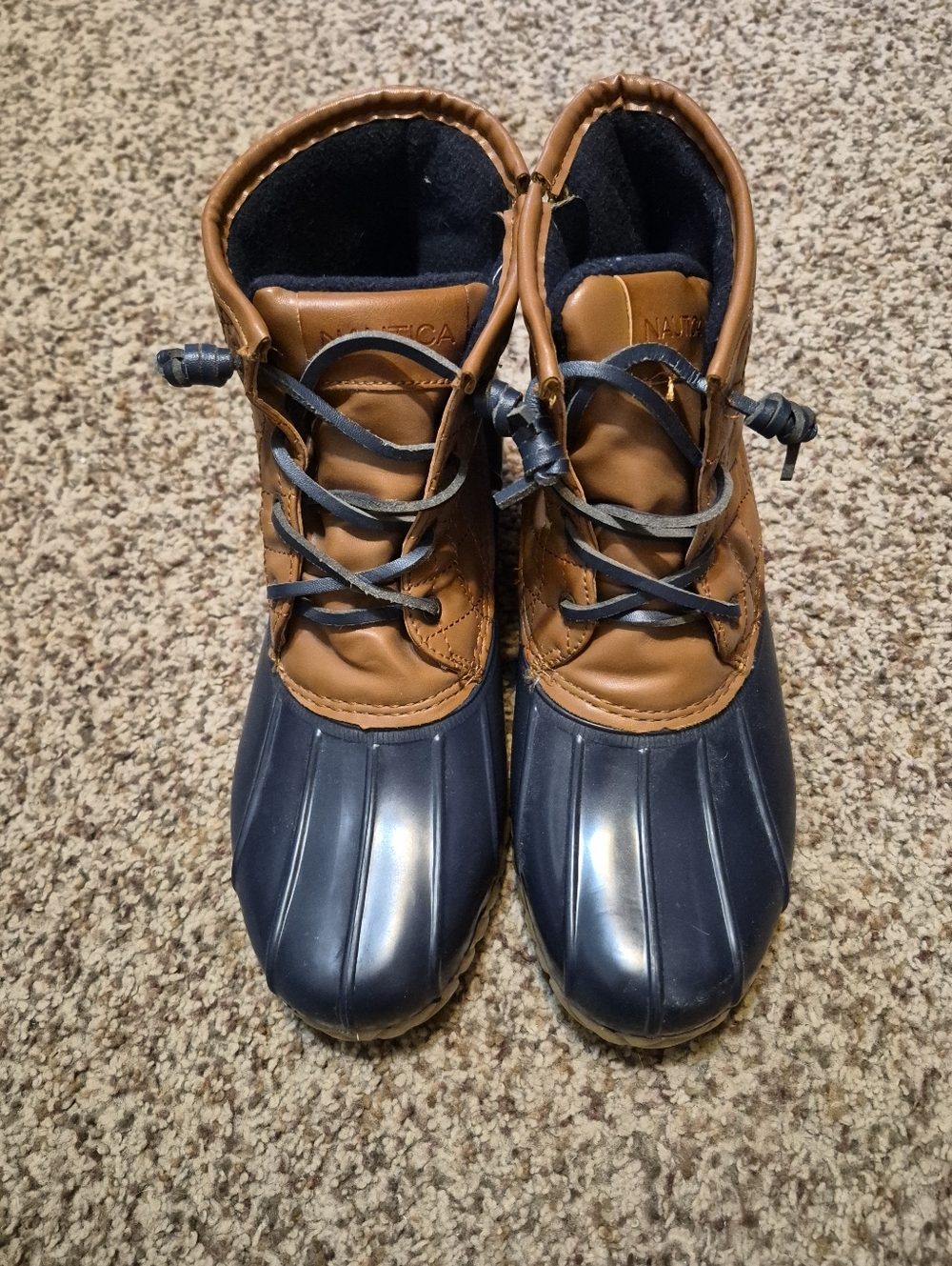 Nautica Navy and Brown Waterproof Lace-Up Duck Boots Size 9